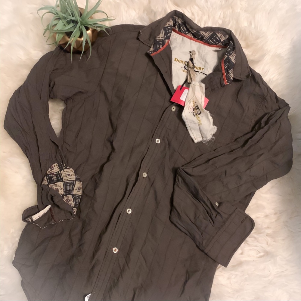 NWT Men’s Casual Plaid Button Down Medium